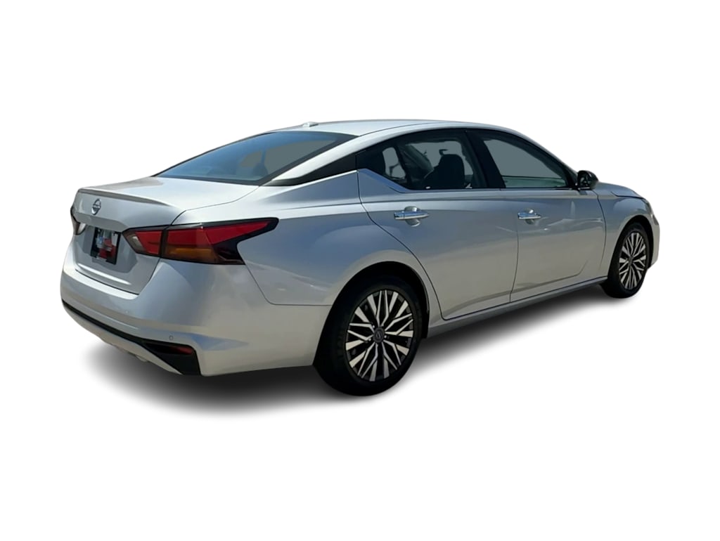 Thumbnail: 2025 Nissan Altima - 20