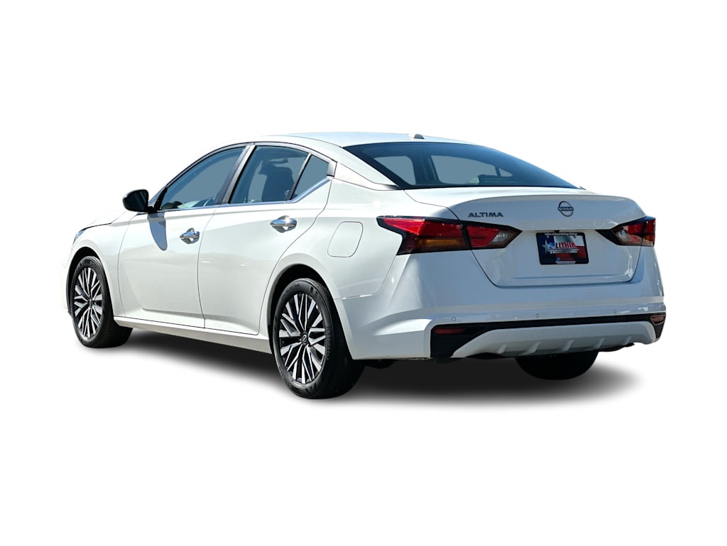 Thumbnail: 2025 Nissan Altima - 4