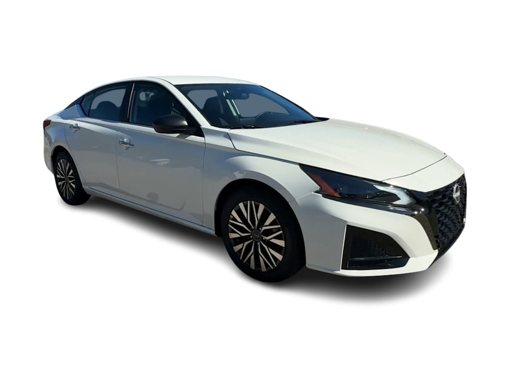 Thumbnail: 2025 Nissan Altima - 18
