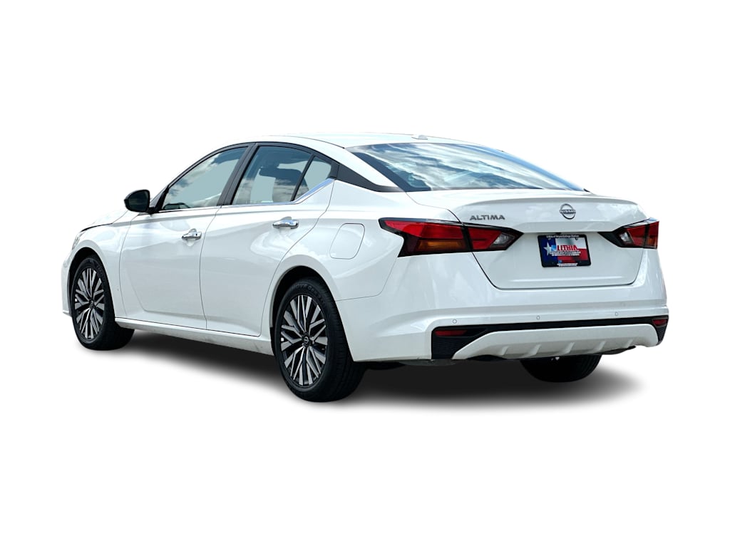 Thumbnail: 2025 Nissan Altima - 4