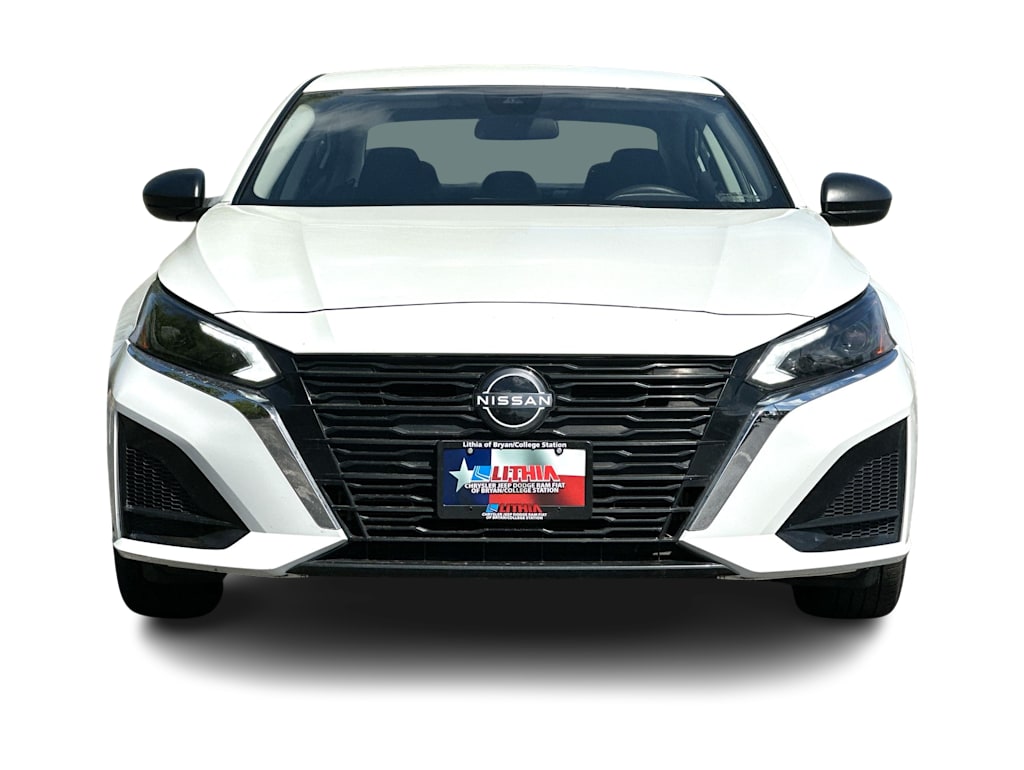 Thumbnail: 2025 Nissan Altima - 22