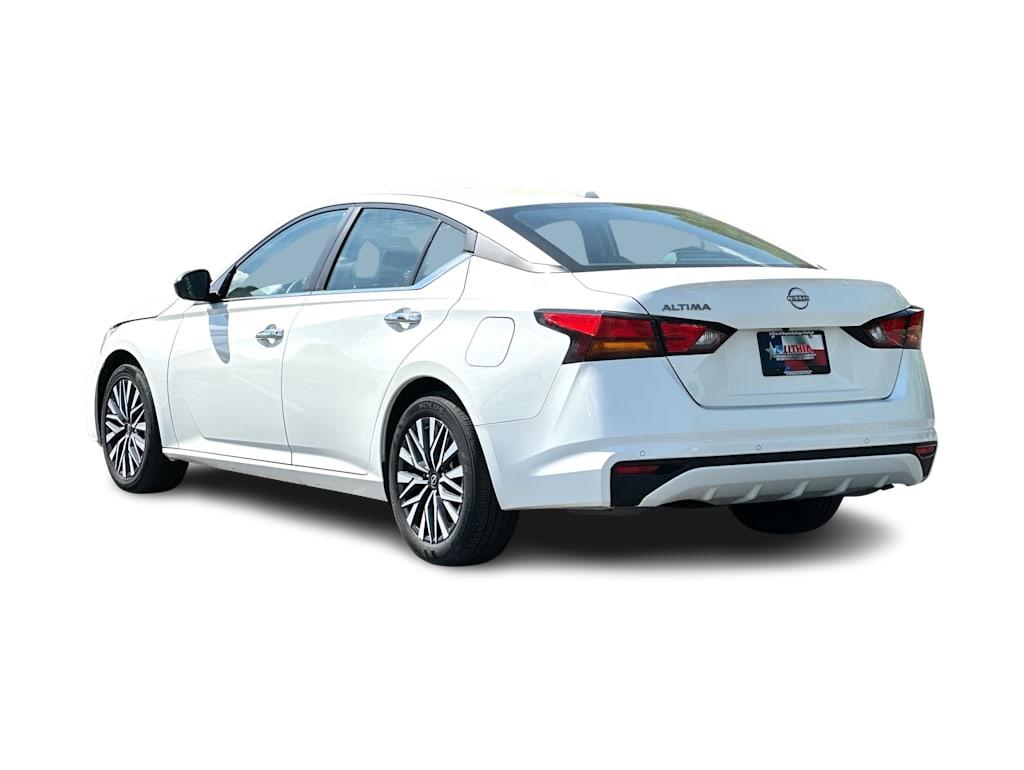 Thumbnail: 2025 Nissan Altima - 4