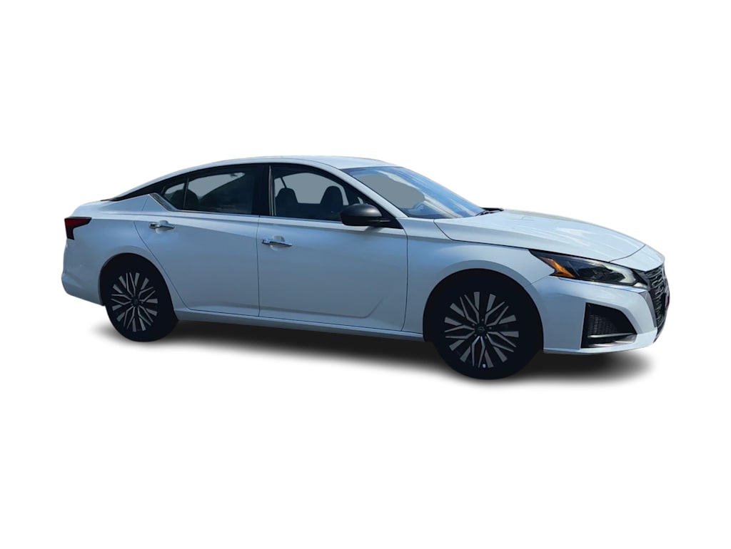 Thumbnail: 2025 Nissan Altima - 18