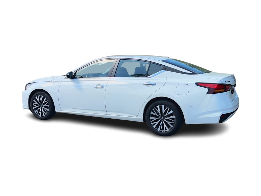 Thumbnail: 2025 Nissan Altima - 19