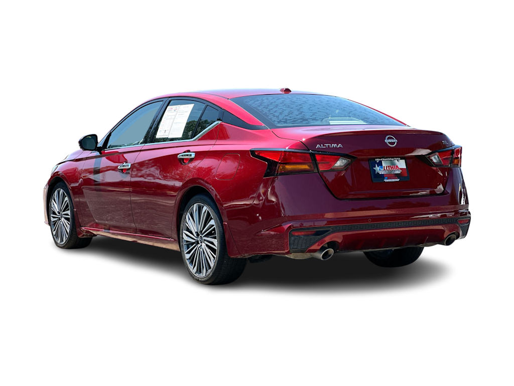 Thumbnail: 2024 Nissan Altima - 25