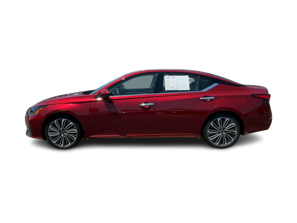 Thumbnail: 2024 Nissan Altima - 20