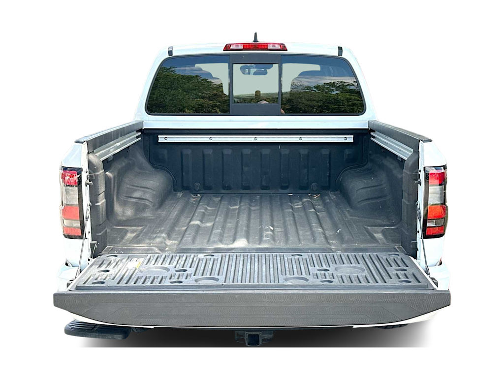 Thumbnail: 2022 Nissan Frontier - 16