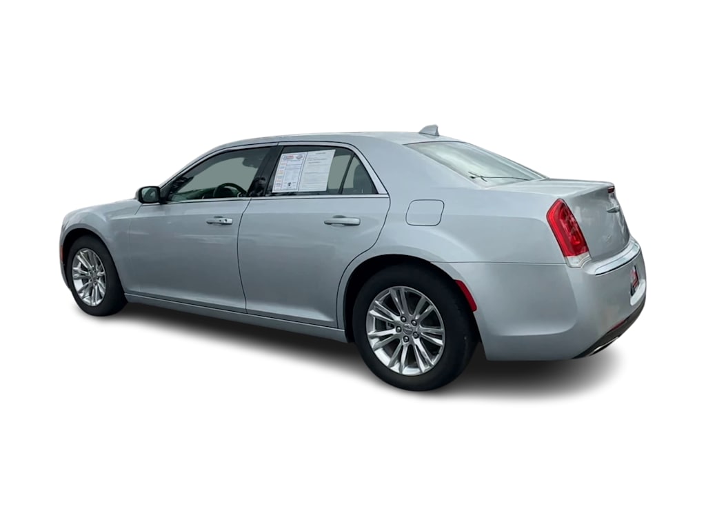 Thumbnail: 2021 Chrysler 300 - 20