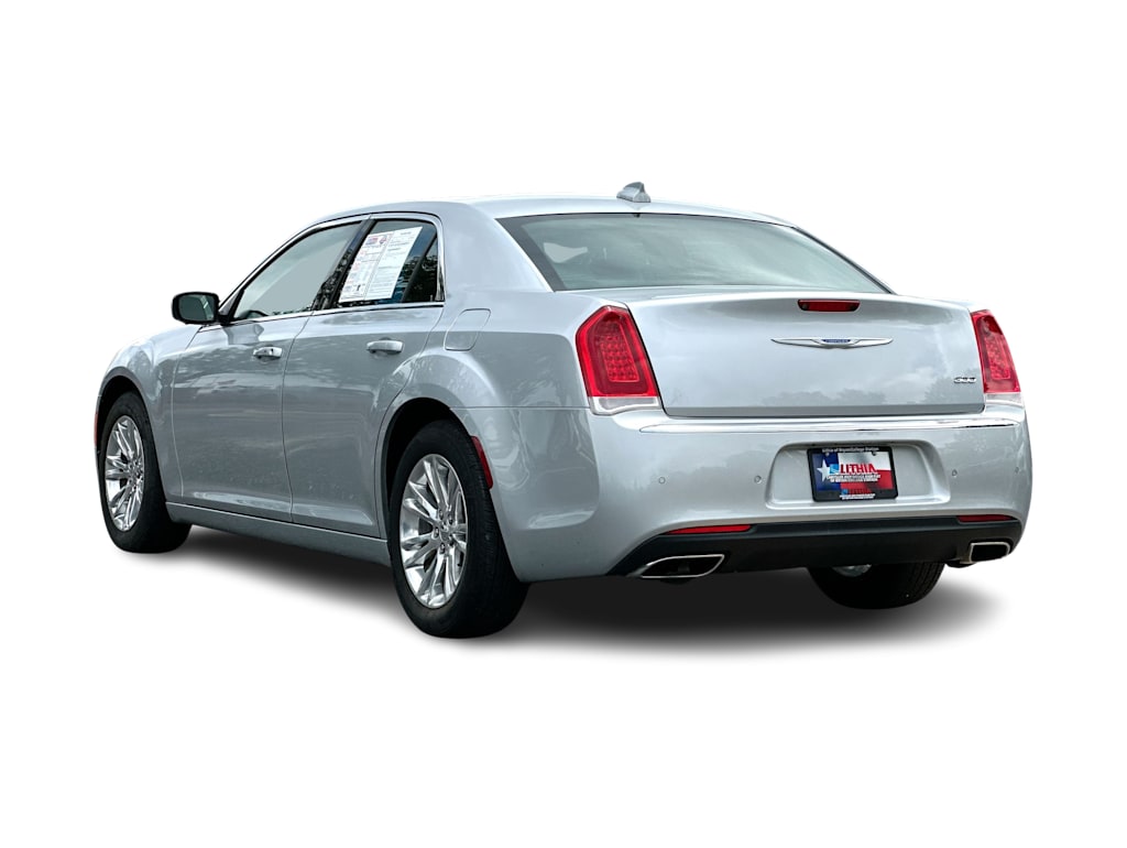 Thumbnail: 2021 Chrysler 300 - 4