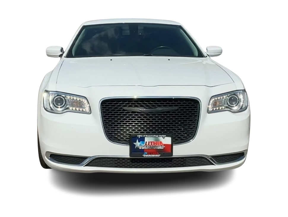 Thumbnail: 2019 Chrysler 300 - 6