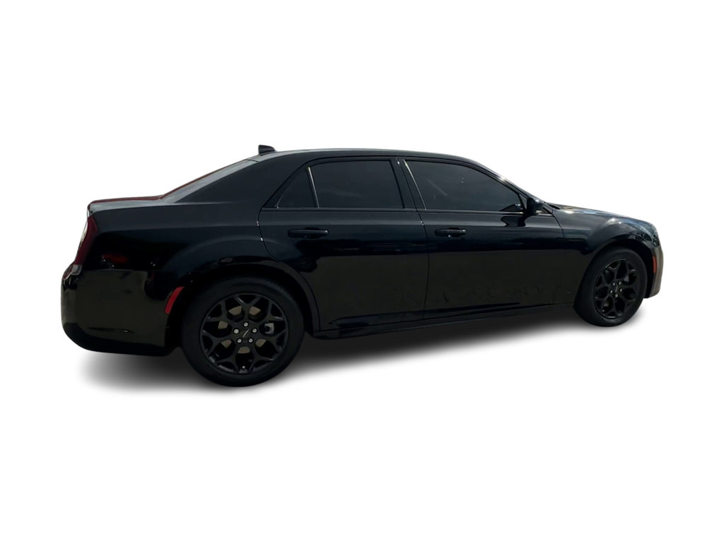 Thumbnail: 2023 Chrysler 300 - 22