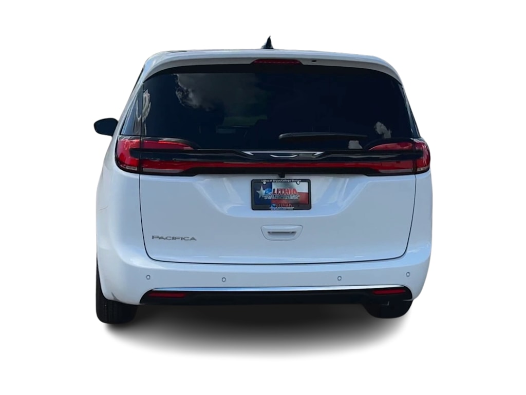 Thumbnail: 2027 Chrysler Pacifica - 5