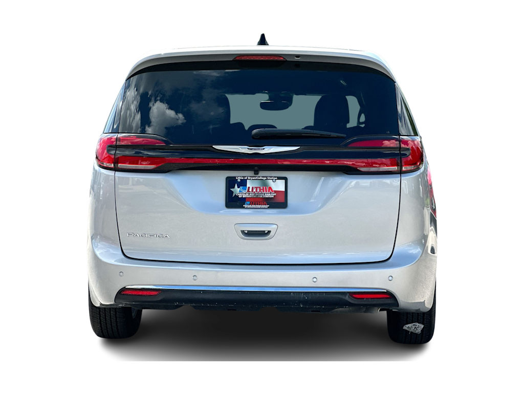 Thumbnail: 2026 Chrysler Pacifica - 5