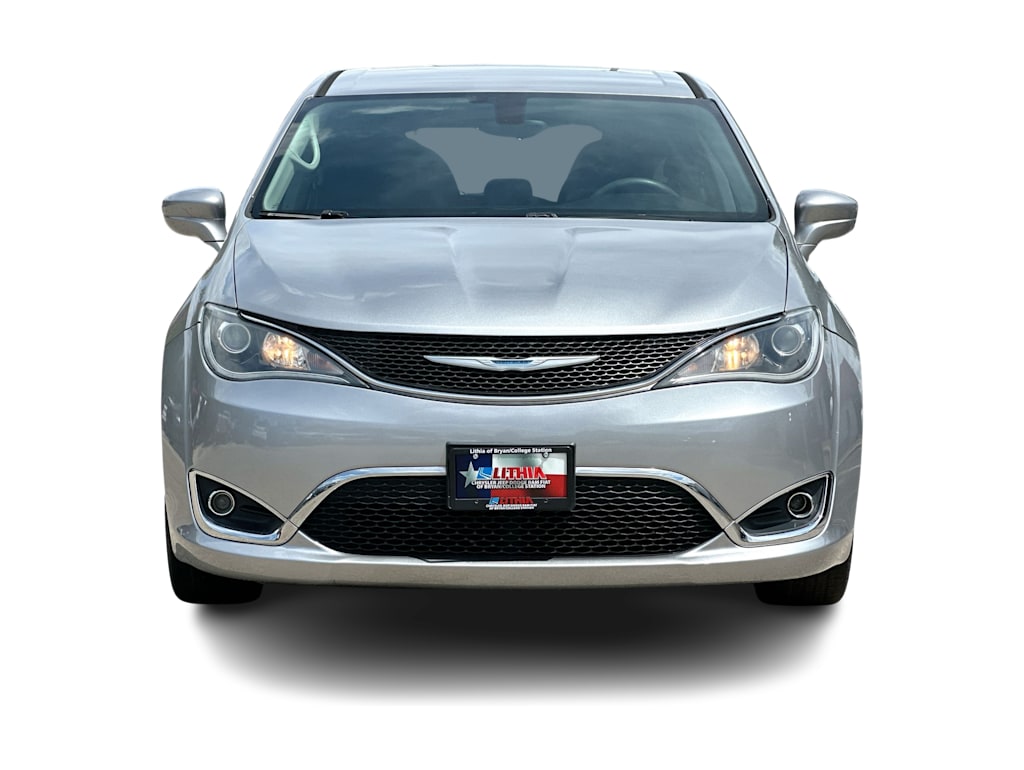 Thumbnail: 2018 Chrysler Pacifica - 22