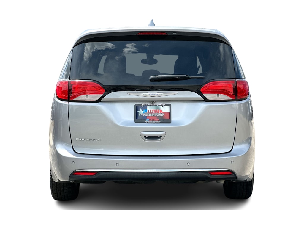 Thumbnail: 2018 Chrysler Pacifica - 25