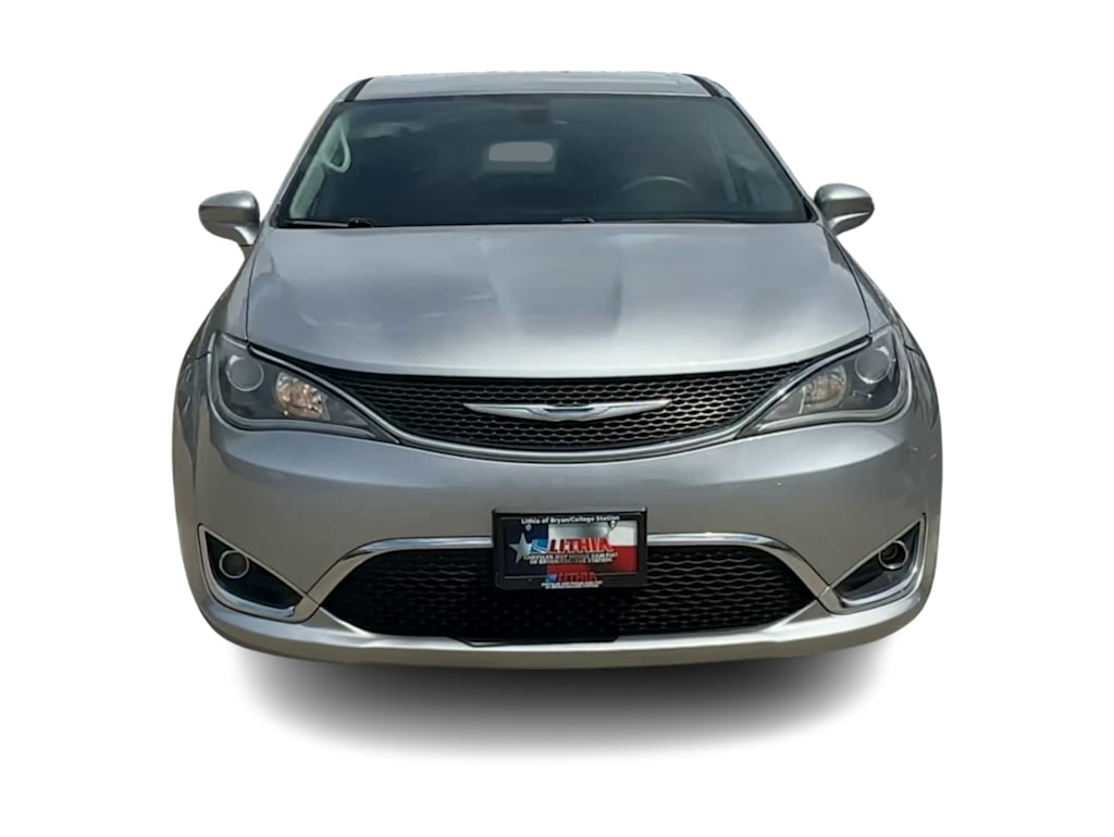 Thumbnail: 2018 Chrysler Pacifica - 6