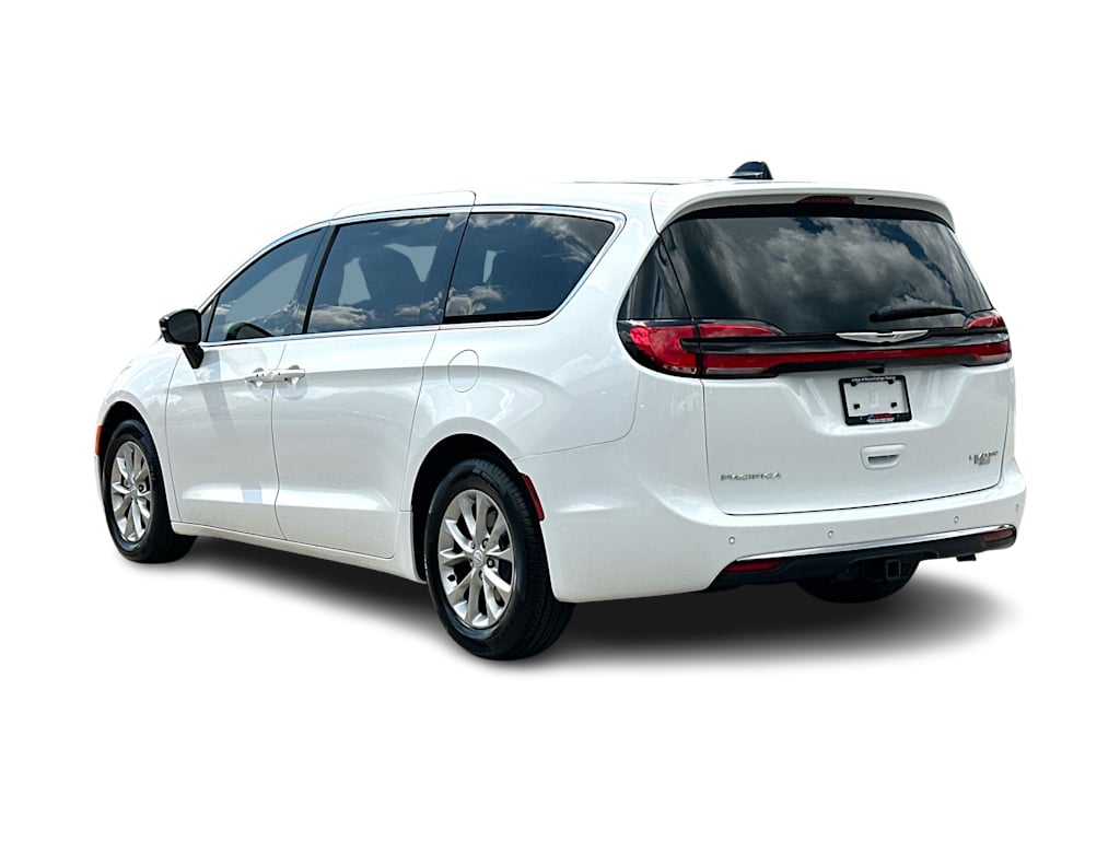 Thumbnail: 2026 Chrysler Pacifica - 24