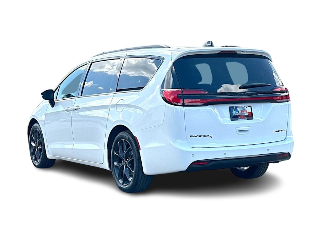 Thumbnail: 2025 Chrysler Pacifica - 24