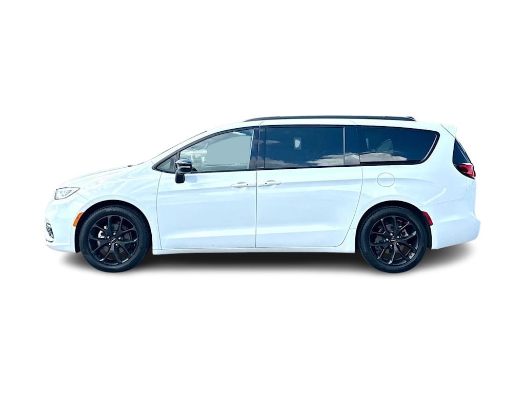 Thumbnail: 2025 Chrysler Pacifica - 23