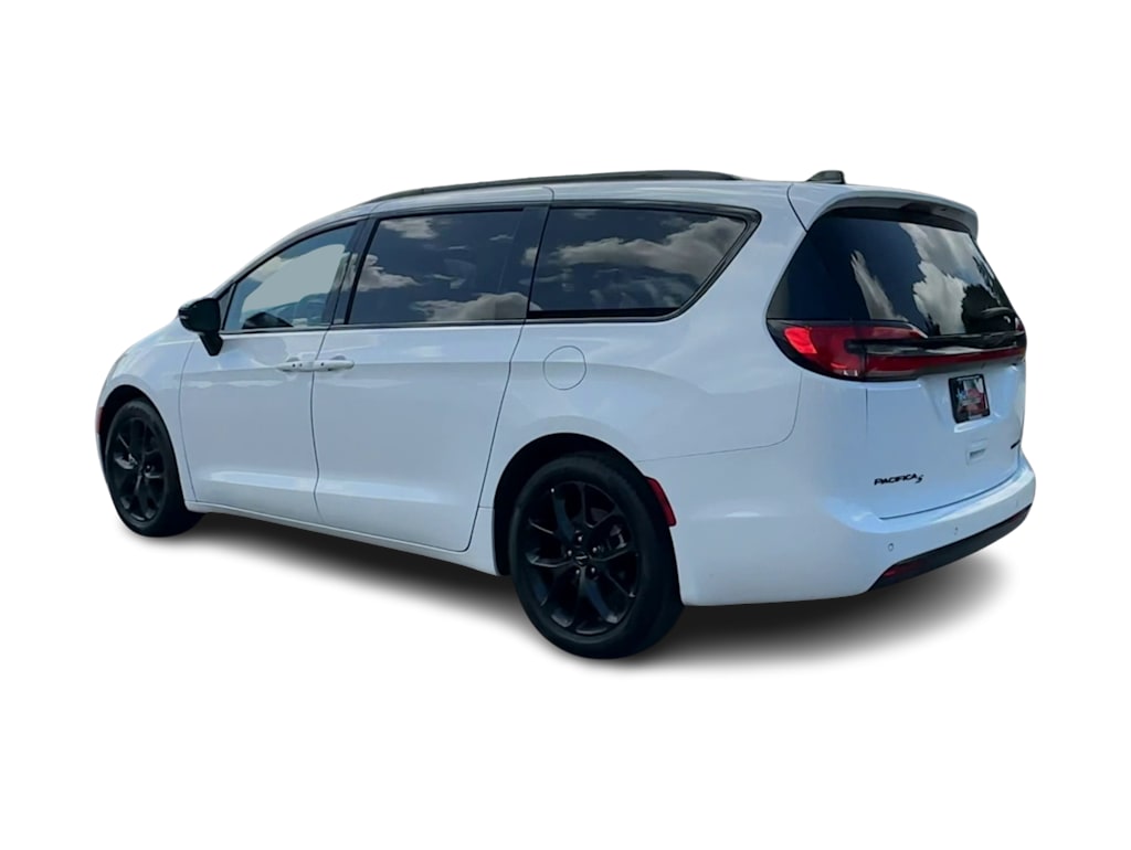 Thumbnail: 2025 Chrysler Pacifica - 4