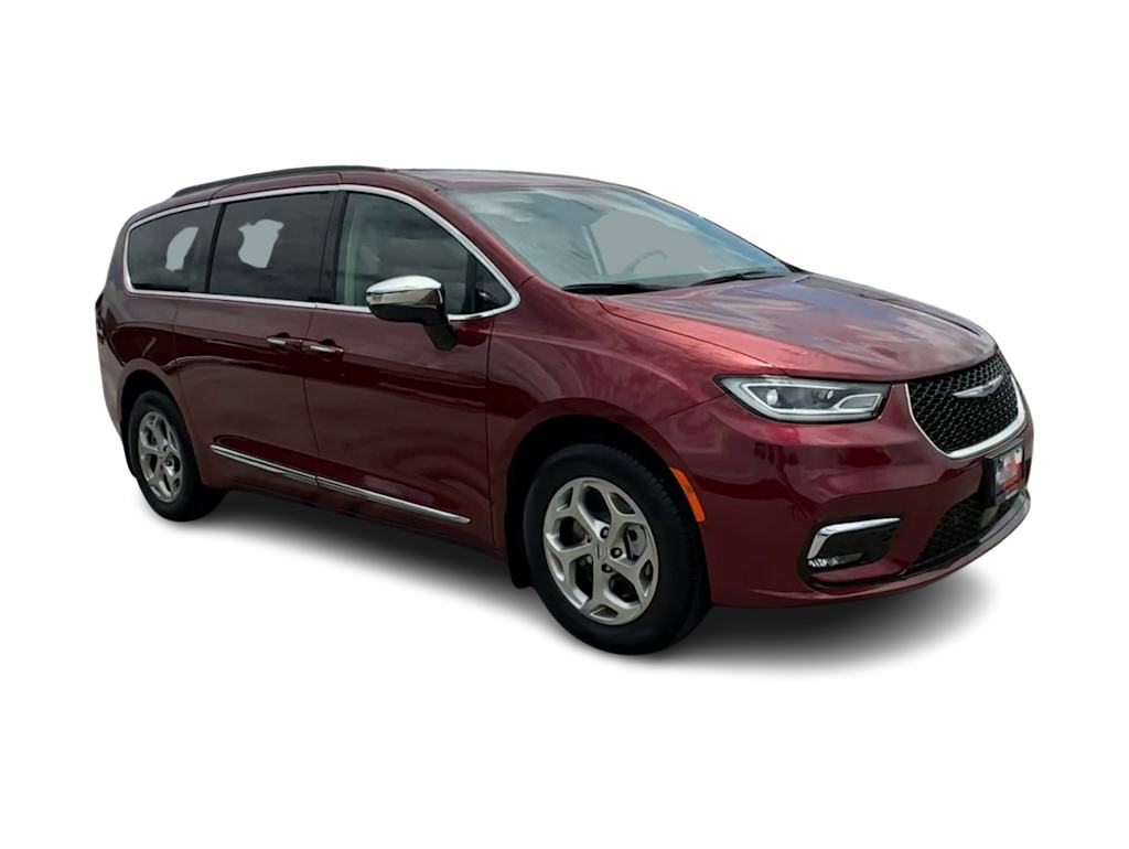 Thumbnail: 2023 Chrysler Pacifica - 18