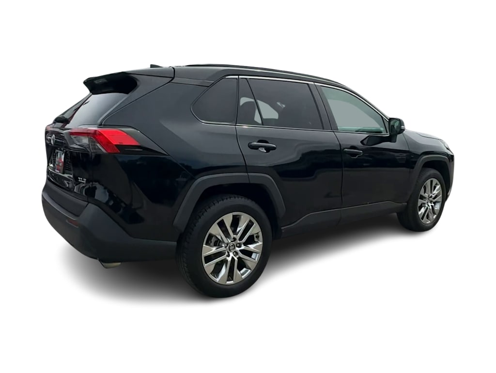 Thumbnail: 2020 Toyota RAV4 - 22