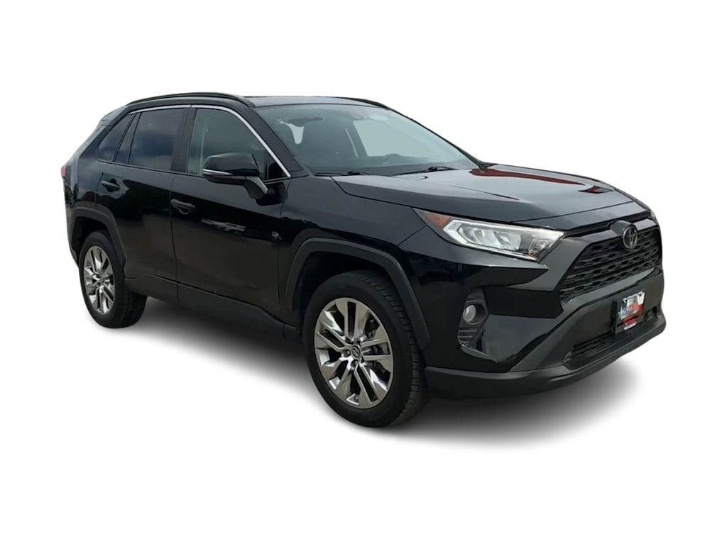 Thumbnail: 2020 Toyota RAV4 - 19