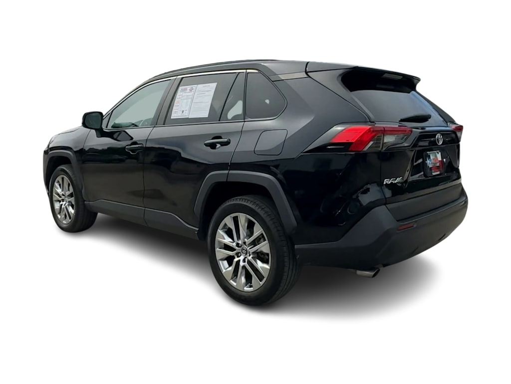 Thumbnail: 2020 Toyota RAV4 - 4