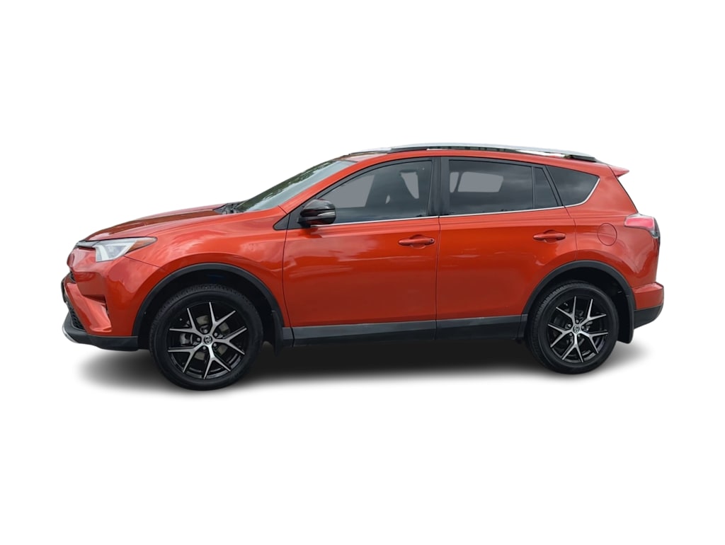 Thumbnail: 2016 Toyota RAV4 - 3