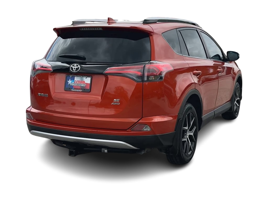 Thumbnail: 2016 Toyota RAV4 - 21