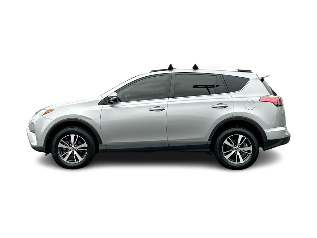 Thumbnail: 2018 Toyota RAV4 - 25