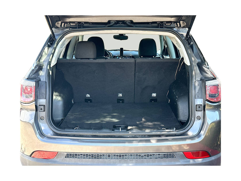 Thumbnail: 2019 Jeep Compass - 16