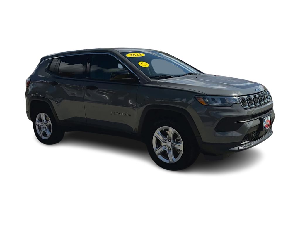 Thumbnail: 2023 Jeep Compass - 18