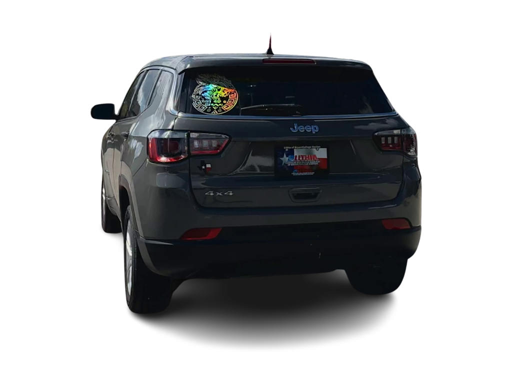 Thumbnail: 2023 Jeep Compass - 21