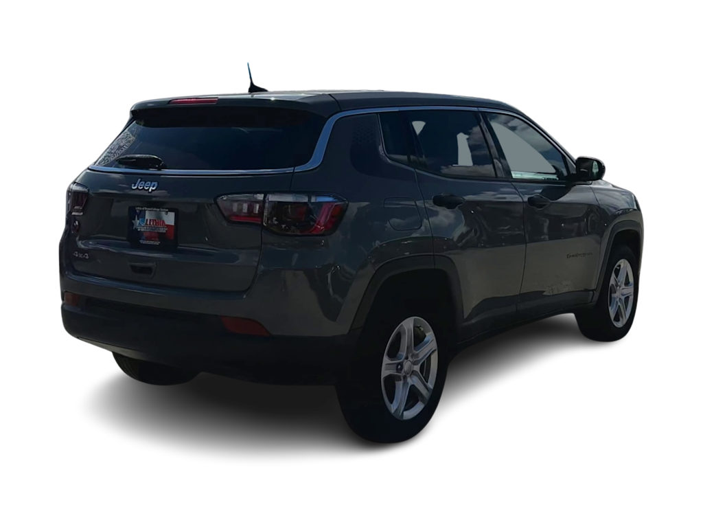 Thumbnail: 2023 Jeep Compass - 22