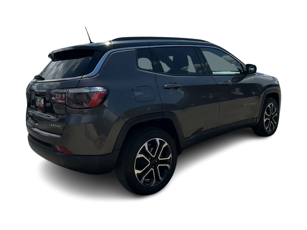 Thumbnail: 2024 Jeep Compass - 21