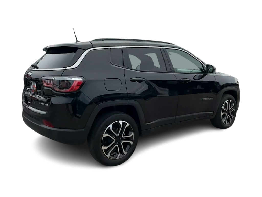 Thumbnail: 2023 Jeep Compass - 22