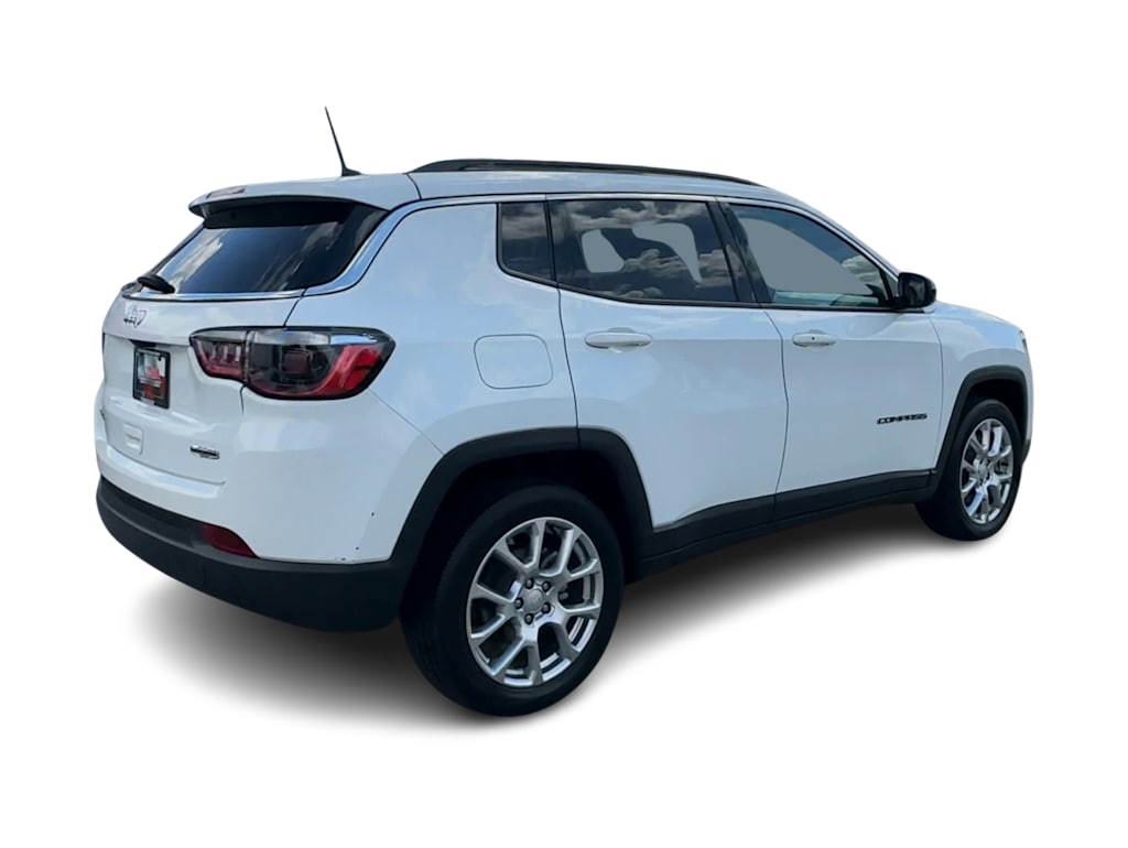 Thumbnail: 2023 Jeep Compass - 21