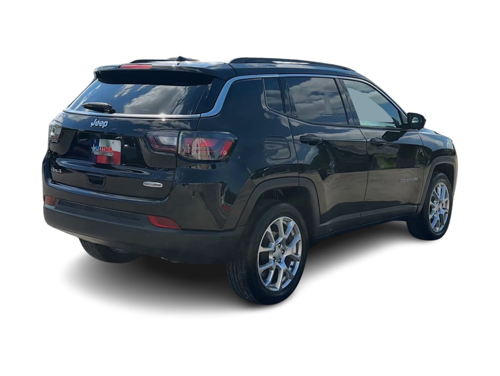Thumbnail: 2023 Jeep Compass - 23