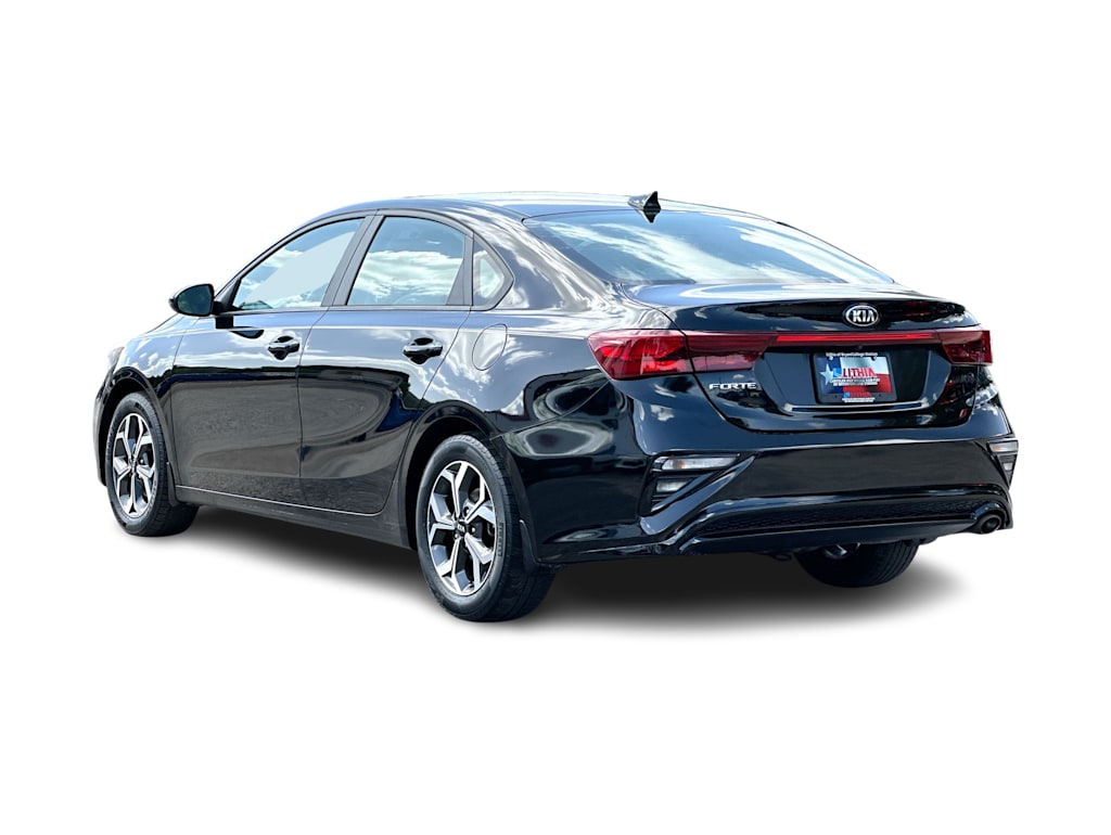Thumbnail: 2021 Kia Forte - 4