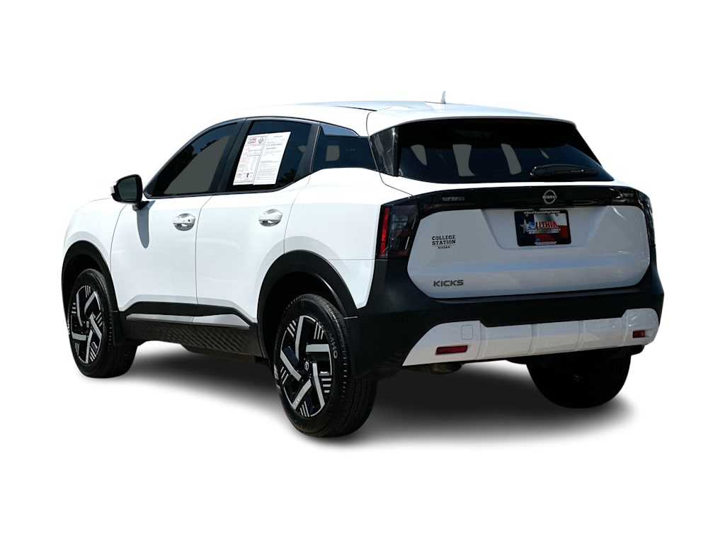 Thumbnail: 2025 Nissan Kicks - 24
