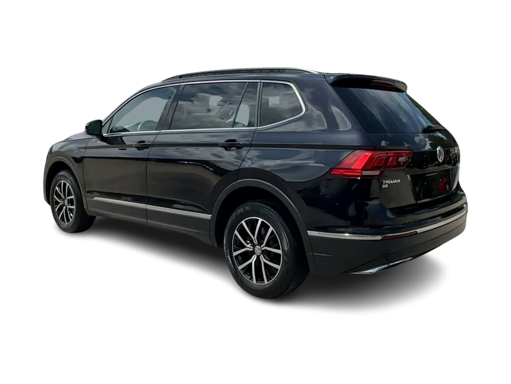 Thumbnail: 2021 Volkswagen Tiguan - 4