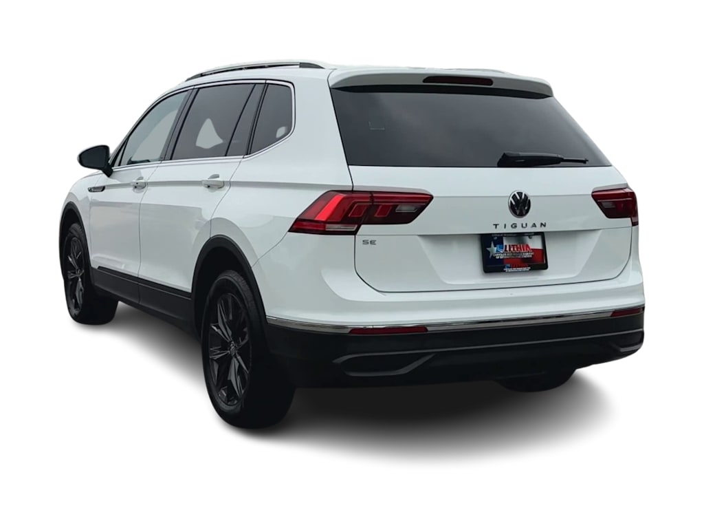 Thumbnail: 2024 Volkswagen Tiguan - 4