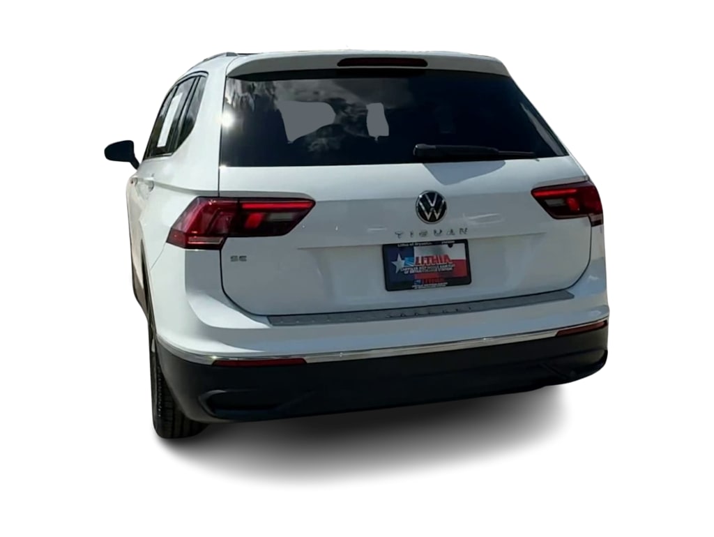 Thumbnail: 2022 Volkswagen Tiguan - 5
