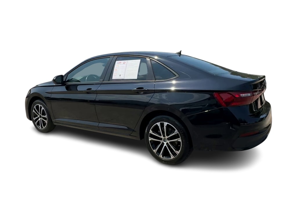 Thumbnail: 2025 Volkswagen Jetta - 4