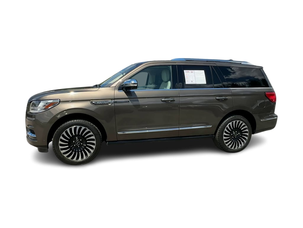 Thumbnail: 2020 Lincoln Navigator - 3