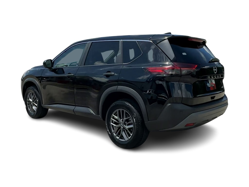 Thumbnail: 2023 Nissan Rogue - 4