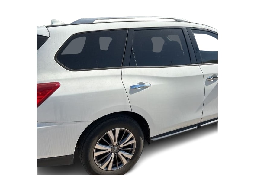 Thumbnail: 2019 Nissan Pathfinder - 13