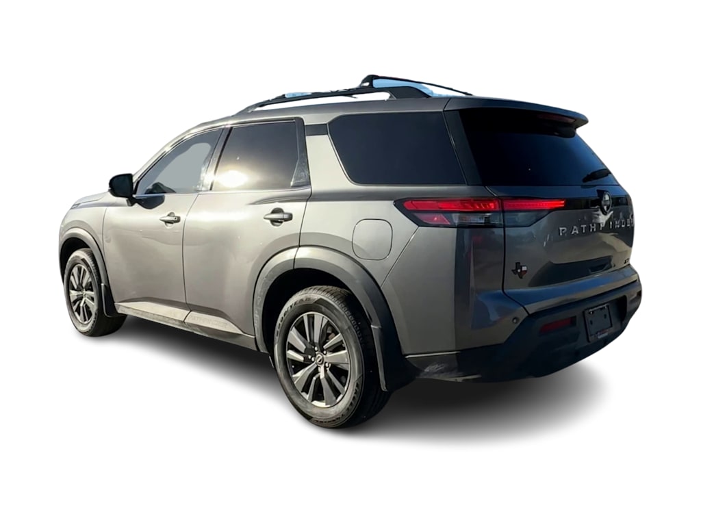 Thumbnail: 2022 Nissan Pathfinder - 4