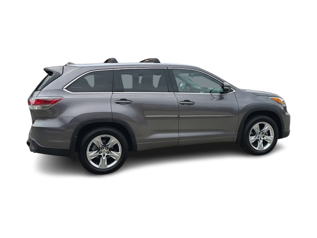 Thumbnail: 2015 Toyota Highlander - 22